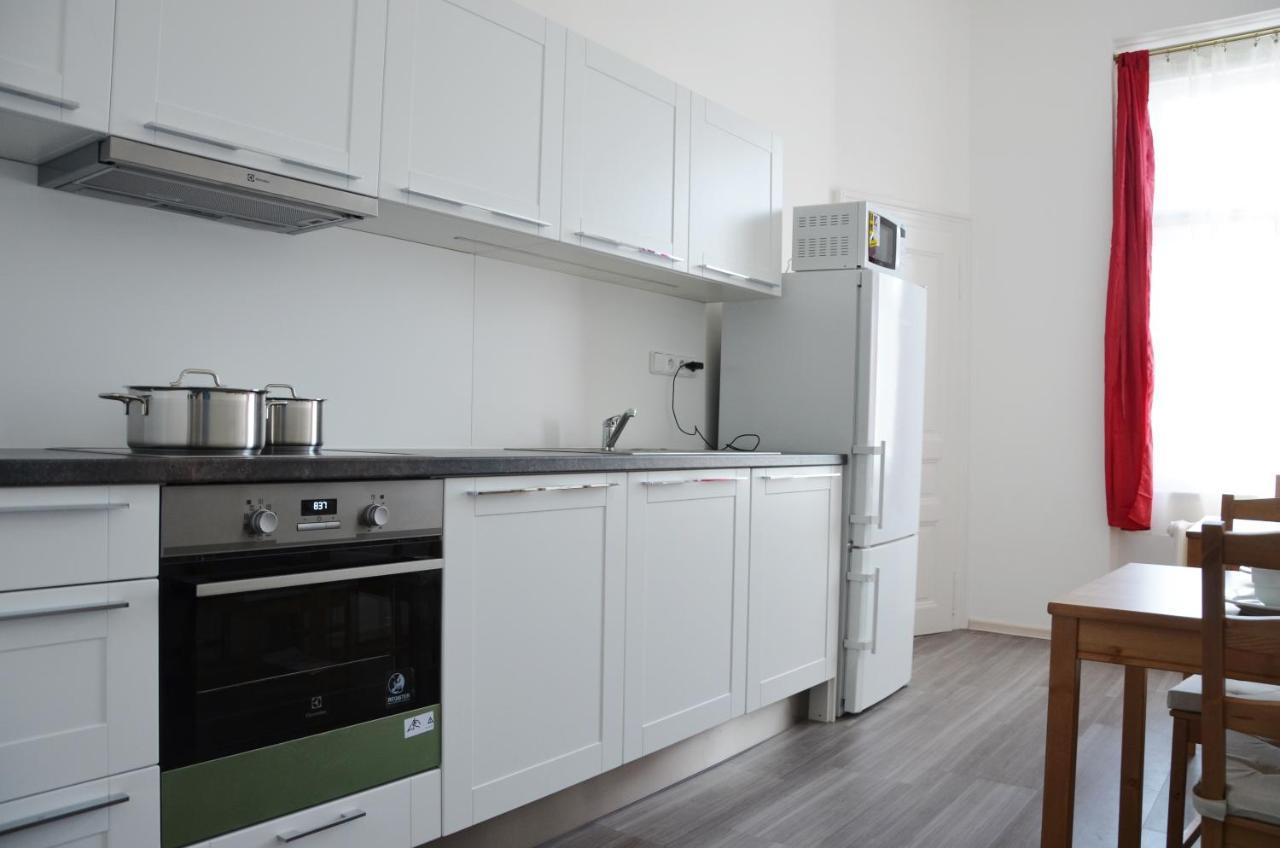 Apartment In The Heart Of Прага Экстерьер фото