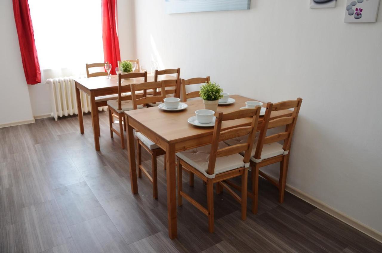 Apartment In The Heart Of Прага Экстерьер фото